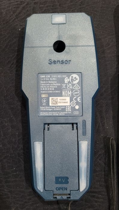 Detector bosch  GMS 120 profissional