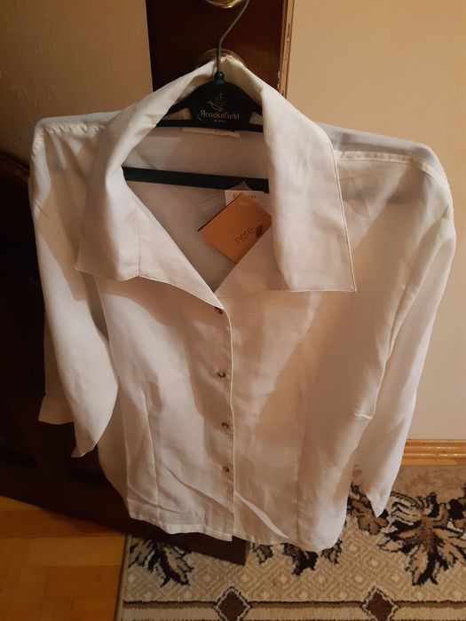 Блузка, сорочка різні, Here