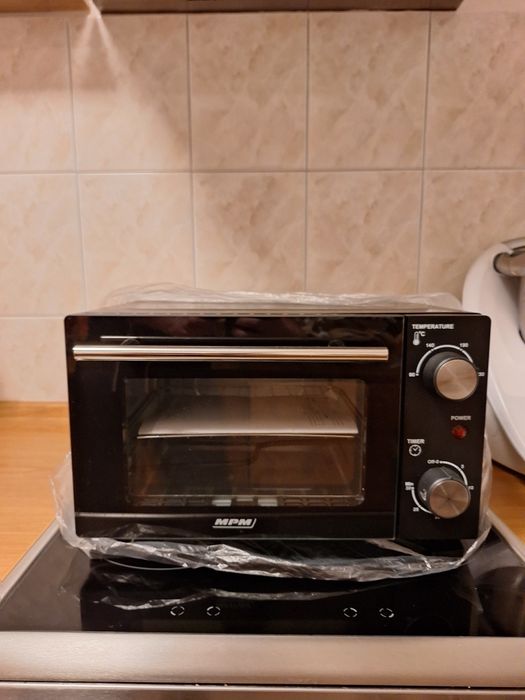 Mini piekarnik elektryczny MPM MPE-13
