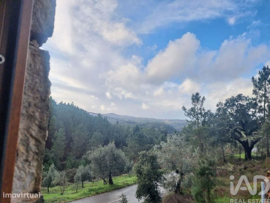 Moradia isolada T3 em Cernache do Bonjardim, Nesperal e Palhais de 202