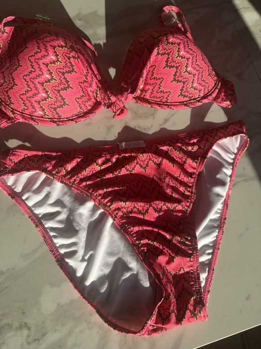 Жіночий купальник