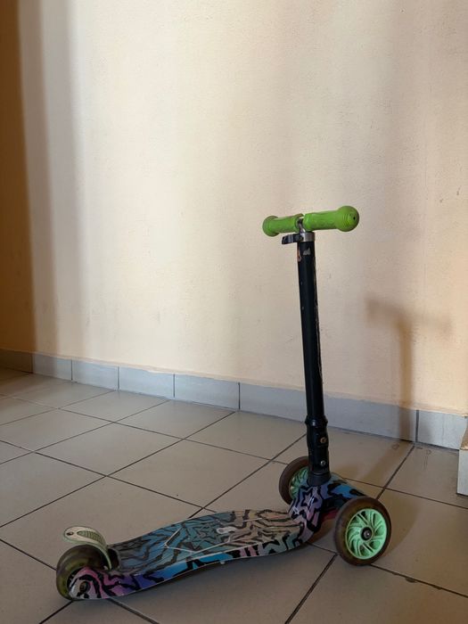 Самокат дитячий, 200грн