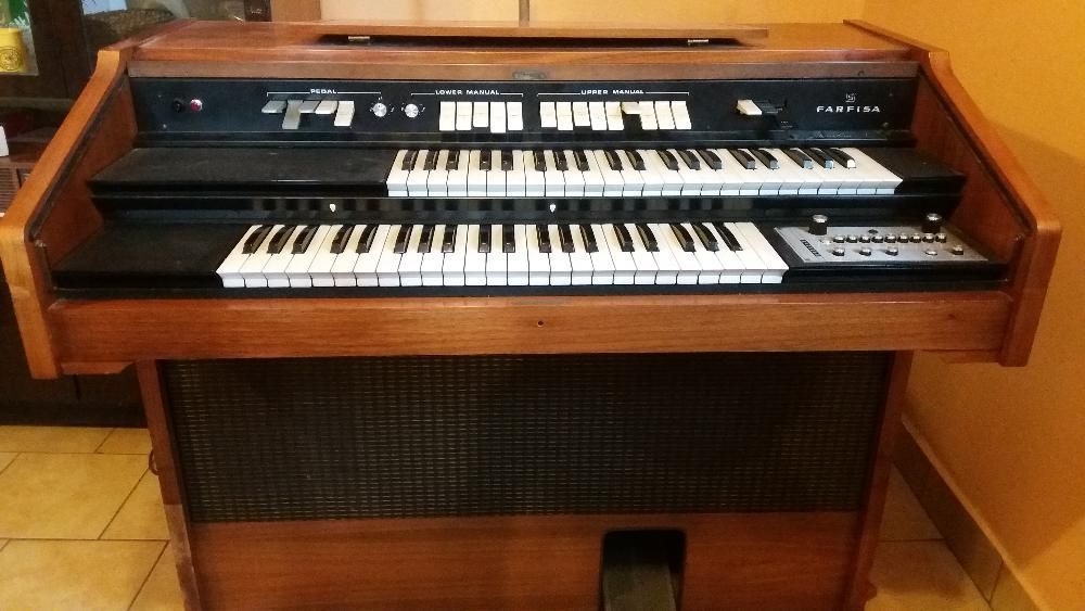 Włoskie organy Farfisa Jacqueline