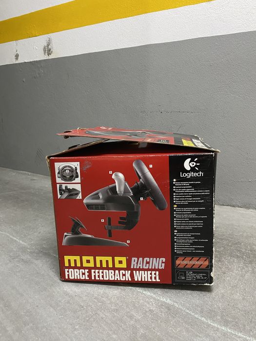 Momo racing force feedback wheel