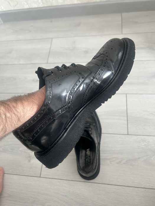 Броги чоловічі Prada