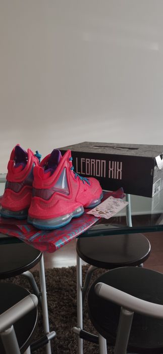 Lebron 19 novas em caixa com fatura