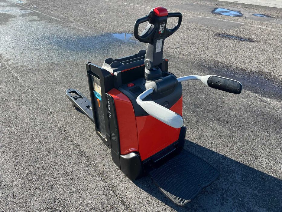 Paleciak elektryczny TOYOTA LPE200 - 2018 rok