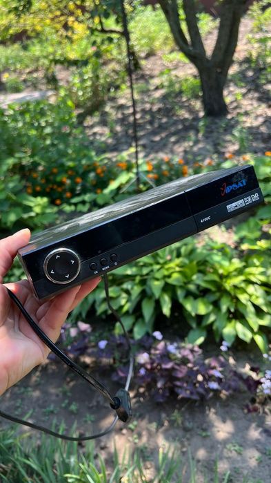 Кольоровий телевізор Rainford