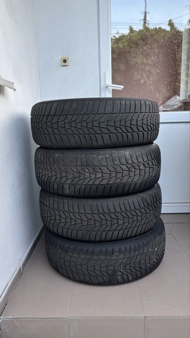 Hankook 215/60 R17