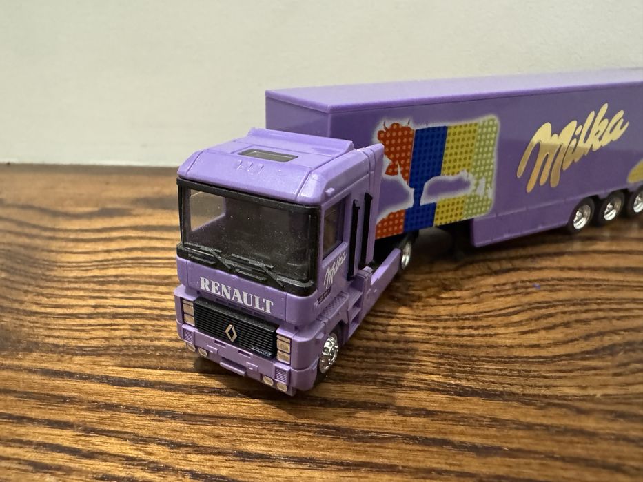 Renault Magnum Milka Albedo 1:87 H0