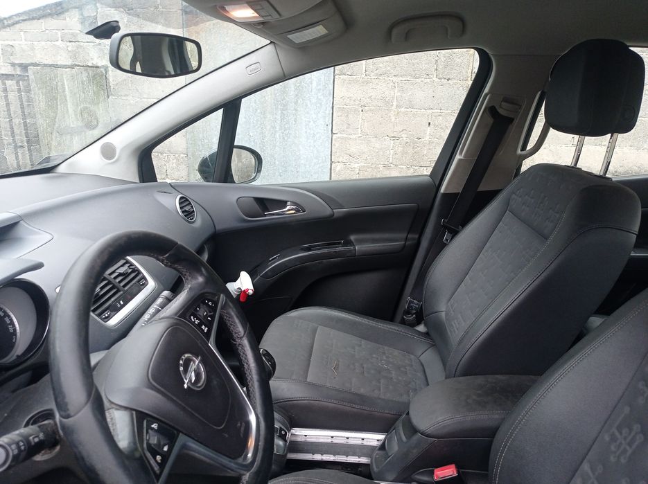 Felgi Opel Meriva 1.4turbo +Gaz Cała Na Cześci