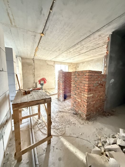 97 метрів в Новобудові, центр міста, без комісії для покупця