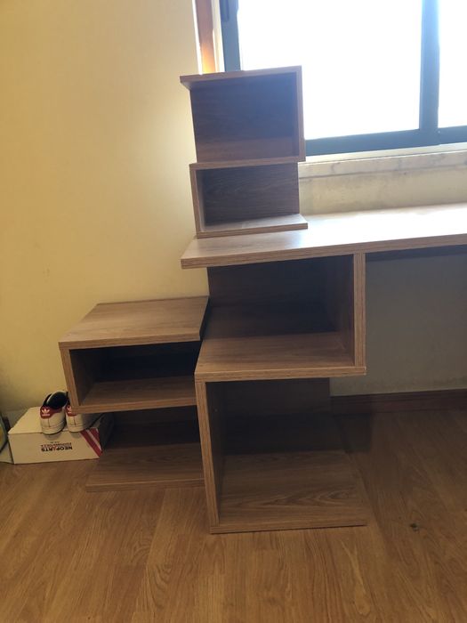 Secretaria em madeira