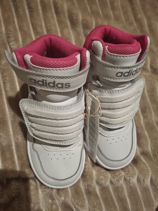 Buty sportowe dla dziewczynki roz. 26 adidas
