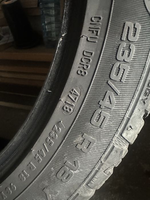 Uniroyal lato 235/45/18 /DRIFT