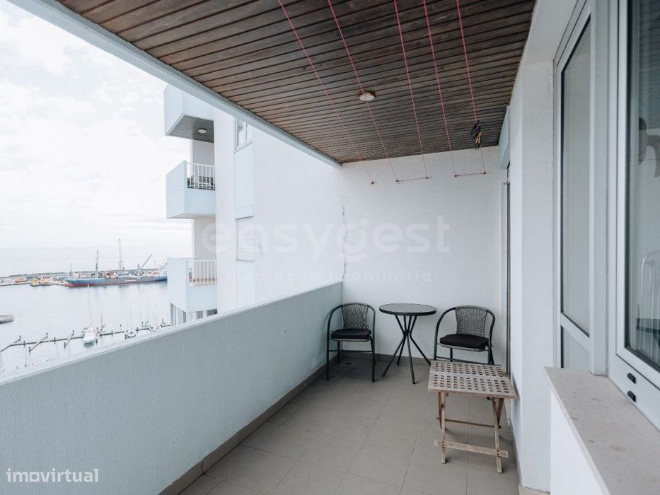 Apartamento T3 para Arrendamento | Torre do SolMar - Ponta Delgada