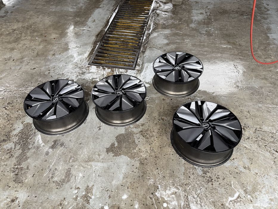 Диски Nissan Ariya r19