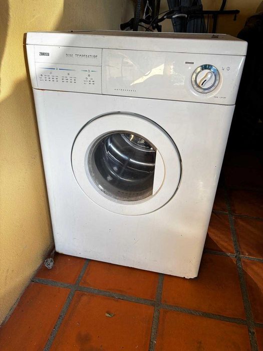 Pack de Maquina de Secar Roupa e Frigorifico