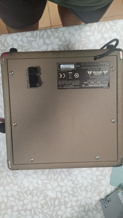 Amplificador Fender Acoustasonic 15 – Guitarra Acústica e Voz