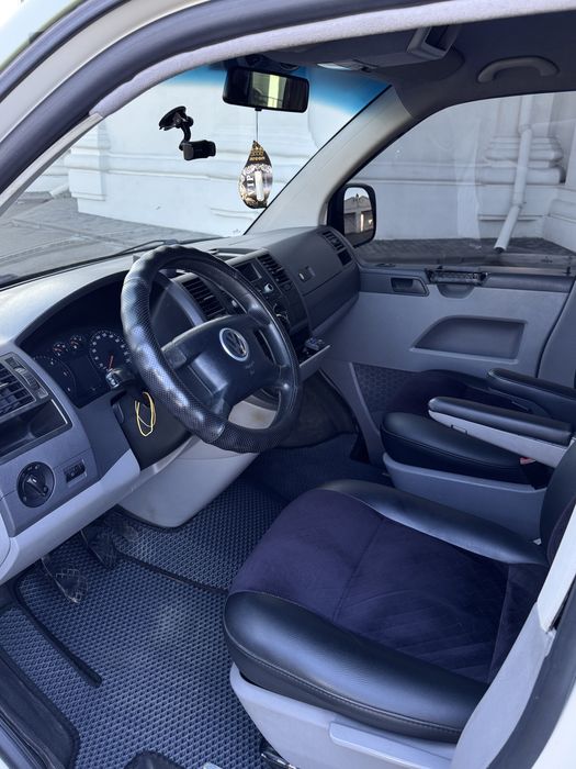 Volkswagen Transporter T5 2.5 TDi Дизель Течик