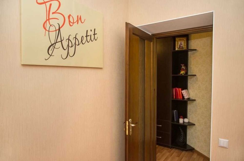 Подобово та погодинна  1-кімнатна квартира класа ЛЮКС, район Поділля