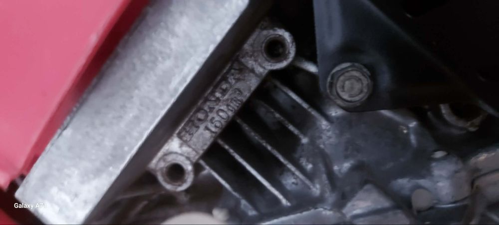 Silnik Honda GCV 160 5.5 KM  Stan bardzo dobry + Nowy nóż
