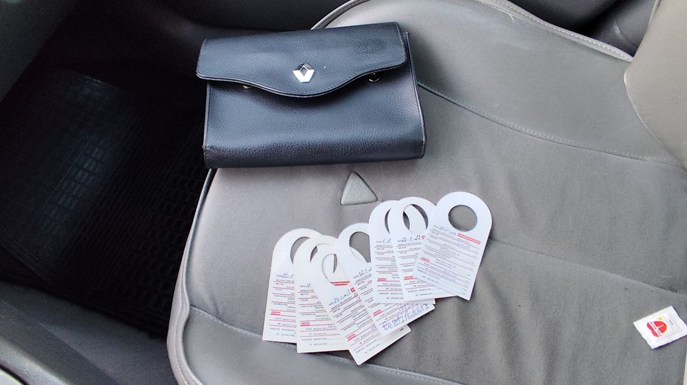 Laguna 1.8i 16v gasolina 207mil km 2004