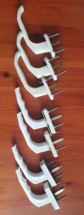 KLAMKI do okien plastikowych używane - sprawne z demontażu - 7 sztuk