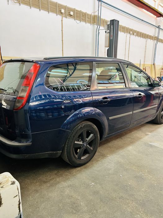 Ford Focus Carrinha 1.6 | 2005 | Económica