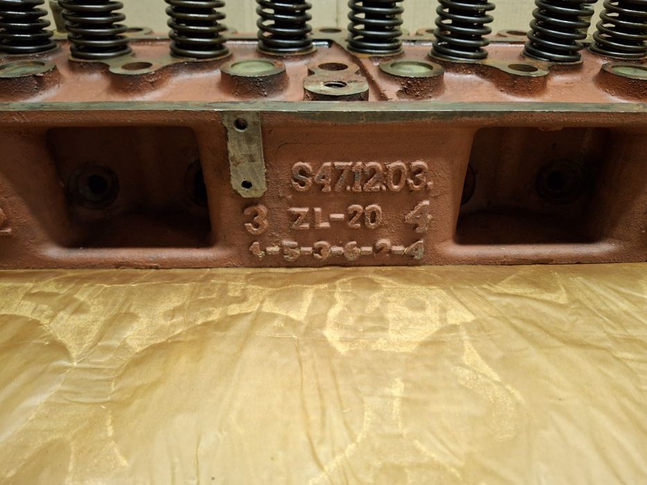 Głowica silnika kpl z zaworami s47 Star 660 29