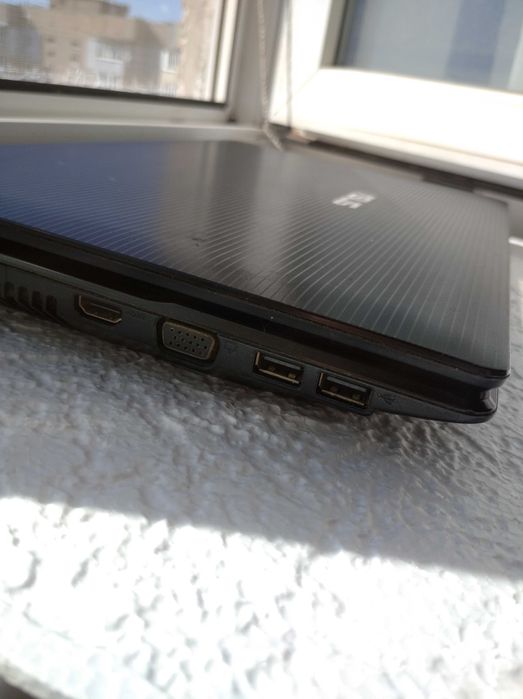 Ноутбук Asus K53U