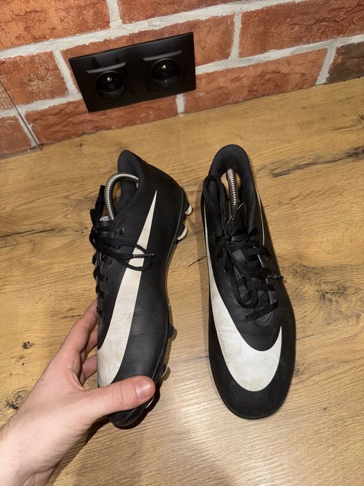 Korki Nike Bravata