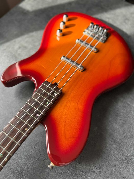 Starfield/Ibanez CB200 Made in Japan lipstick gitara basowa bass