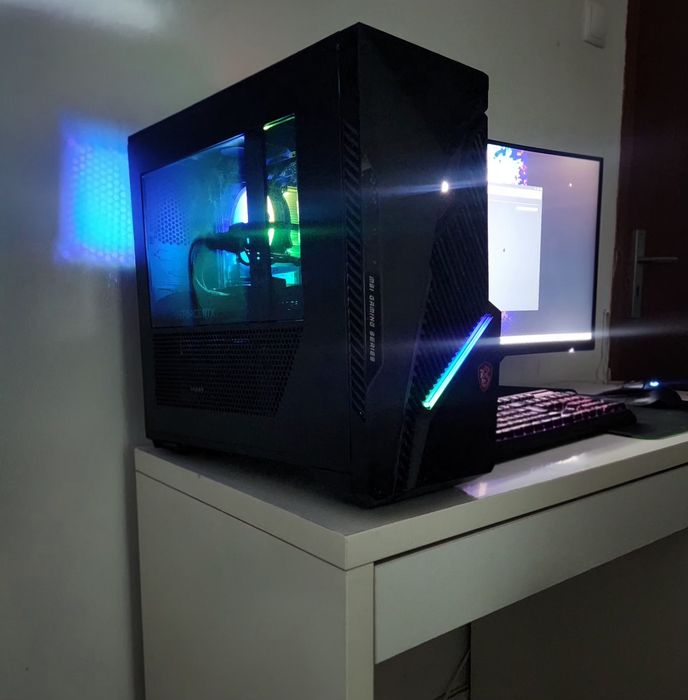 Pc gaming   i5-14400F /16GB /1TB SSD/ RTX 5070
Pc gaming 
5070