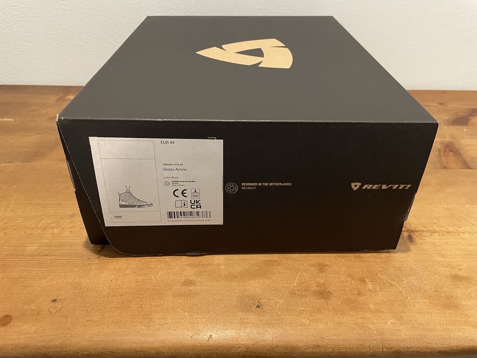 Revit arrow botas sapatos mota