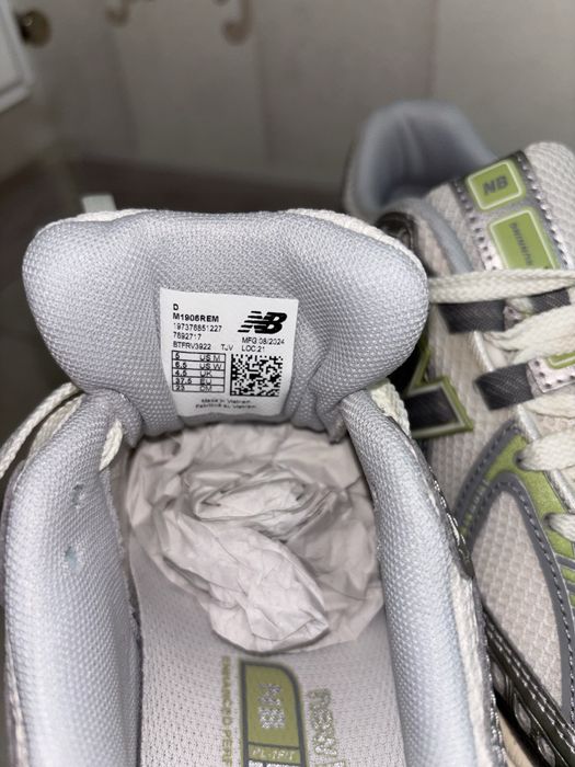 Кросівки New Balance 1906r Розмір- 37-37,5 (довжина стопи- 23.5-24 см)