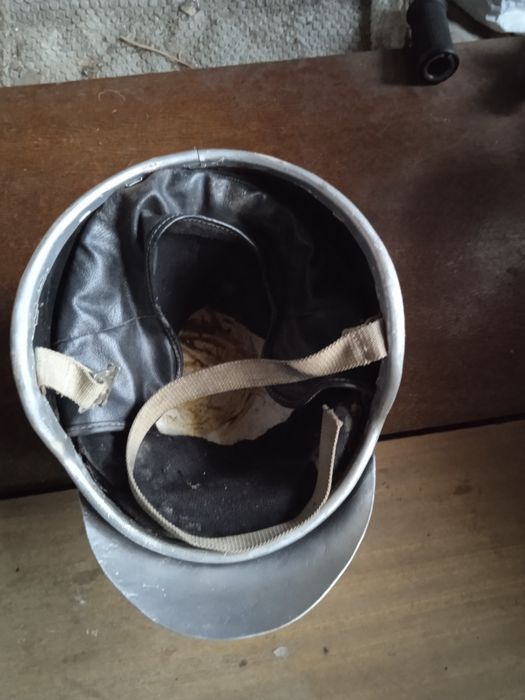 Шлем для мотоцикла винтаж.