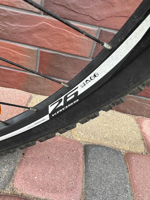 Rower KROSS Hexagon X2 DISC
