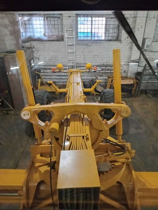 Автогрейдер VOLVO G 990