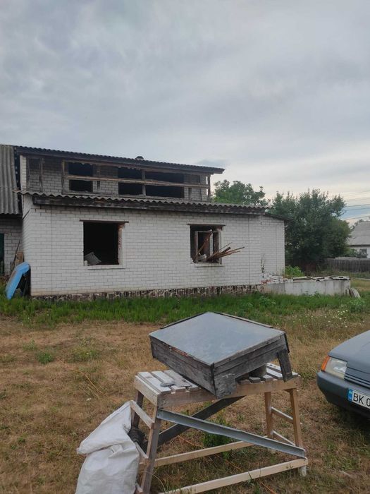 Продаж земельної ділянки, разом з сонячною станцією. у с. Дубіївка