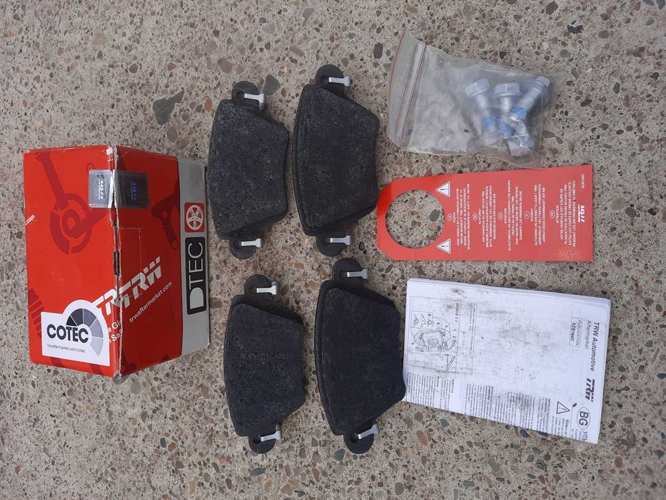 Гальмівні колодки TRW GDB1525DTE