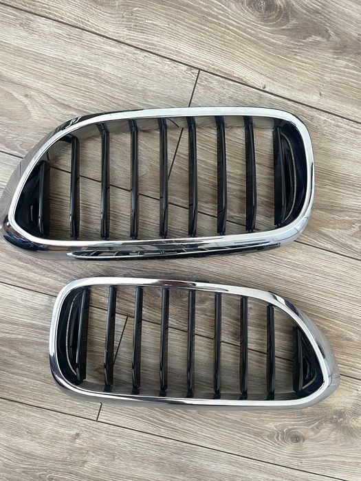 Oryginalny grill BMW