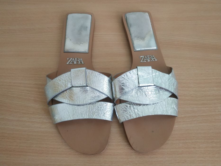 Шлепанці  Zara 39 розмір