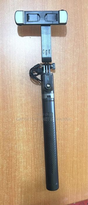 Монопод штатив 3в1 для смартфонов с Bluetooth пультом ДУ тринога