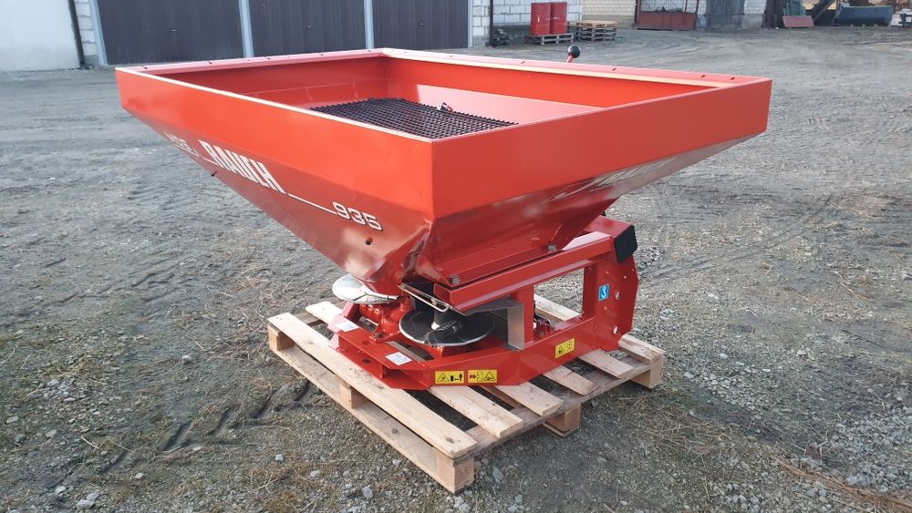 Rozsiewacz kuhn mds 935