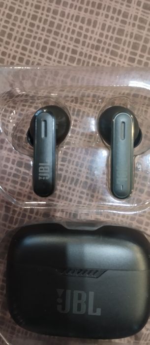 Навушники JBL TUNE 230NC