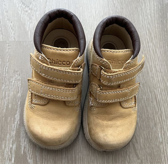 Botas Chicco - tamanho 23