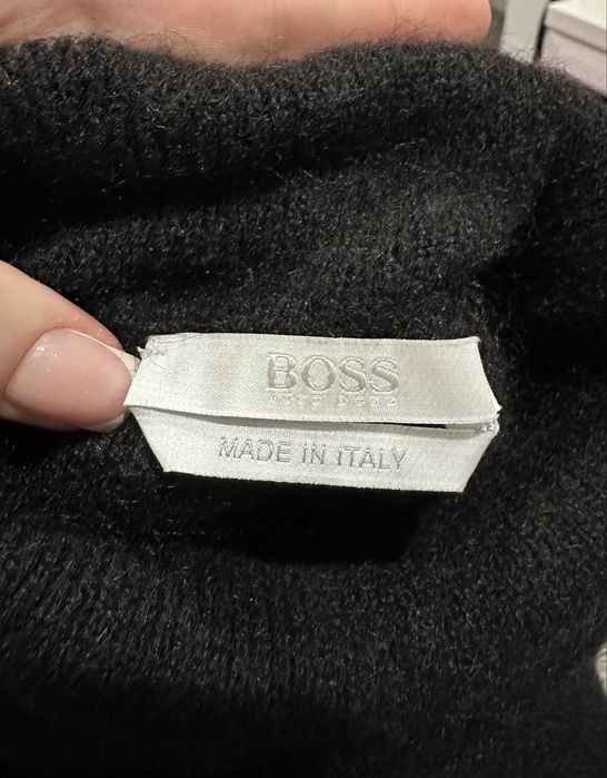 Шерстяний светр Hugo Boss