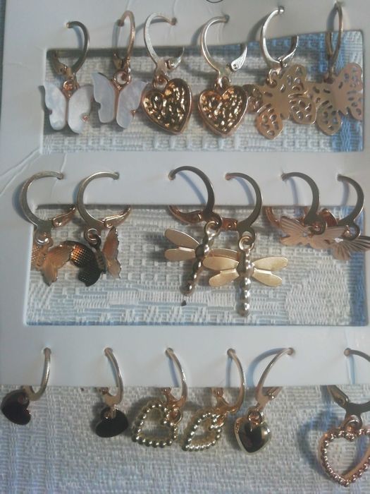 Brincos  vários , Borboletas e Corações