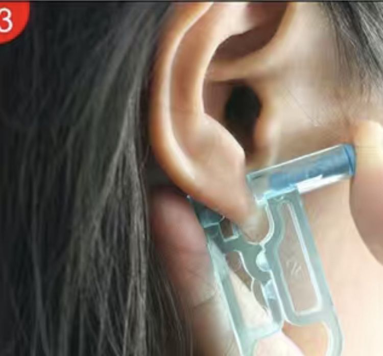 Pistola de perfuração de orelha para brincos e piercings